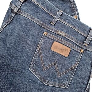 Wrangler Mens Cowboy Cut Jeans Dark Wash Size 42x30 Premium Denim